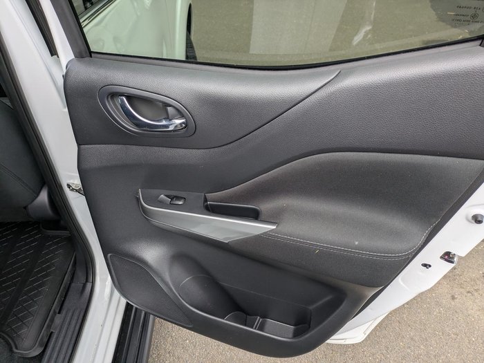 2021 Nissan Navara ST