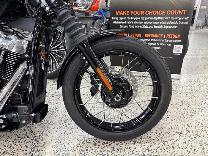 2025 Harley-Davidson Street Bob 117 (FXBB) Softail Black