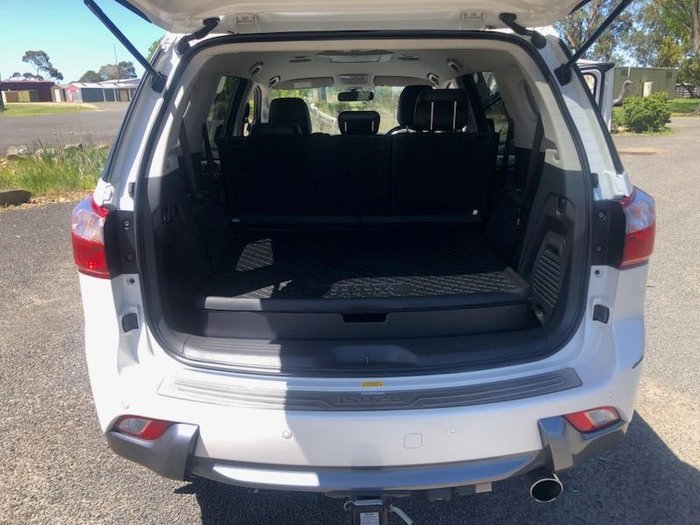 2016 Isuzu MU-X LS-T