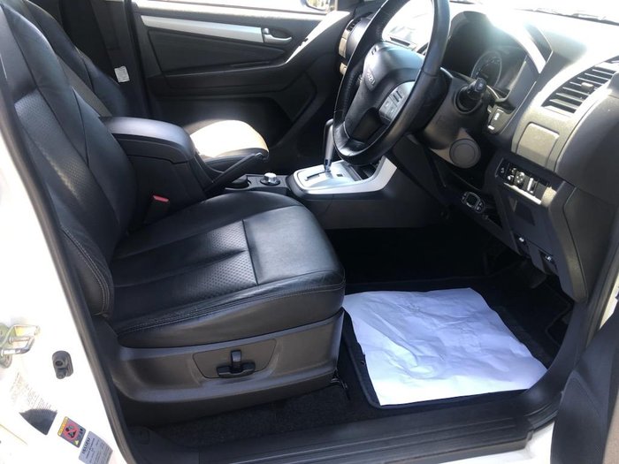 2016 Isuzu MU-X LS-T