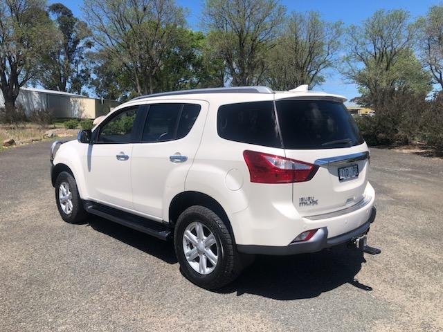 2016 Isuzu MU-X LS-T