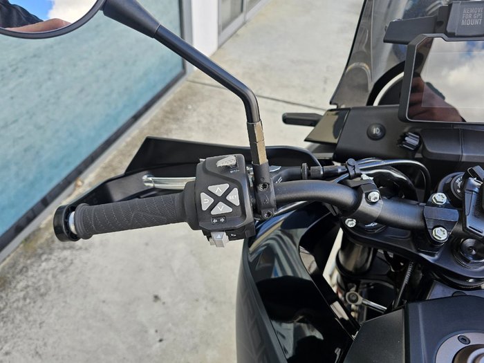 2022 HUSQVARNA NORDEN 901 GREY