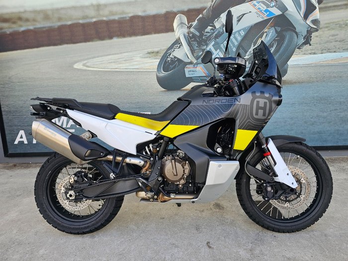2022 HUSQVARNA NORDEN 901 GREY