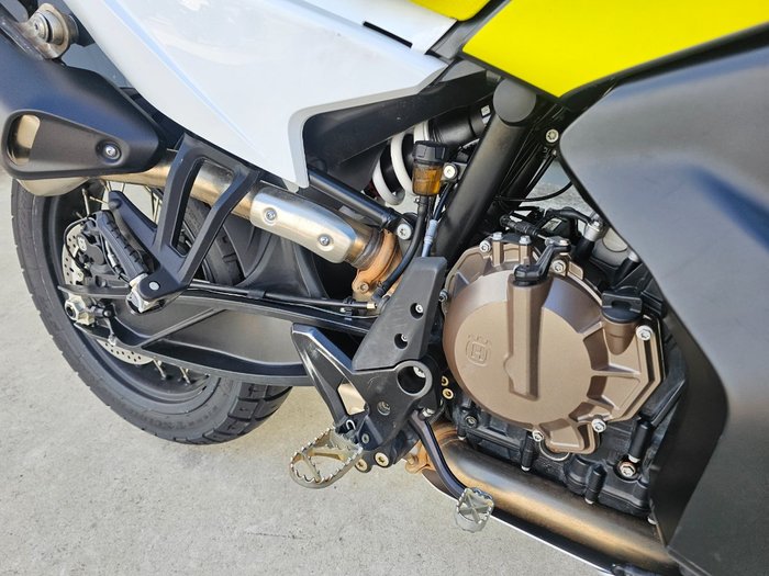 2022 HUSQVARNA NORDEN 901 GREY