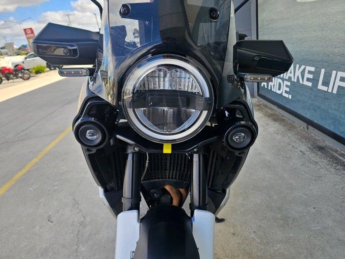 2022 HUSQVARNA NORDEN 901 GREY