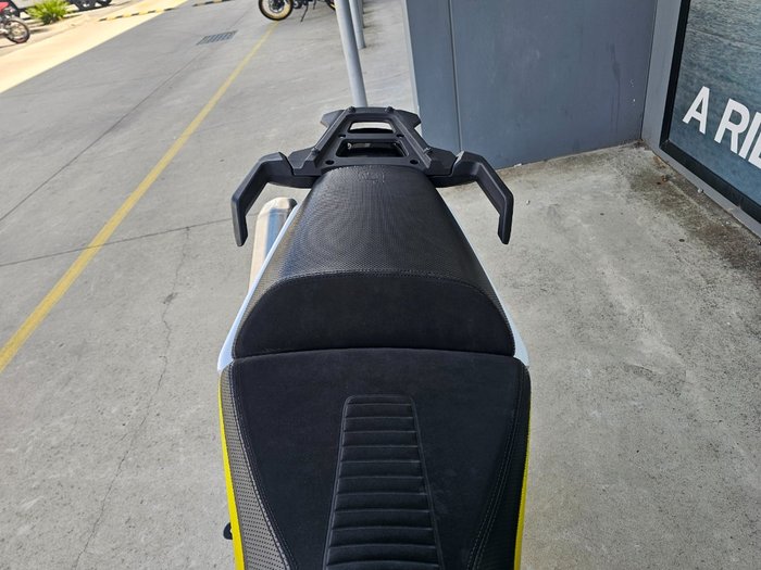 2022 HUSQVARNA NORDEN 901 GREY