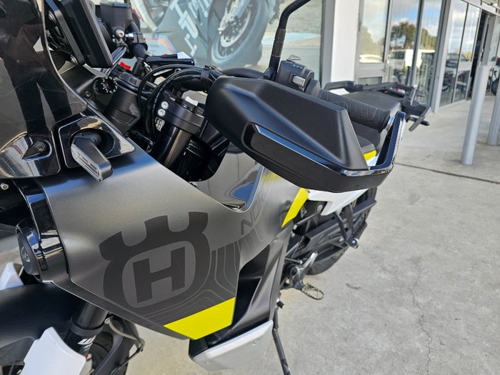 2022 HUSQVARNA NORDEN 901 GREY