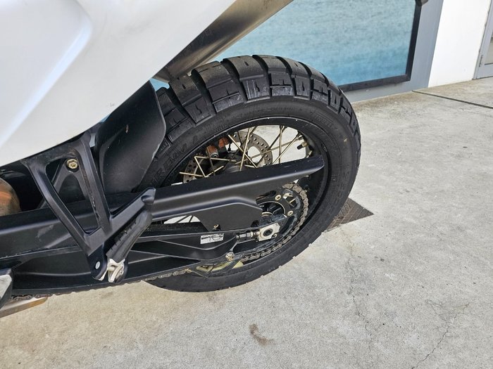 2022 HUSQVARNA NORDEN 901 GREY