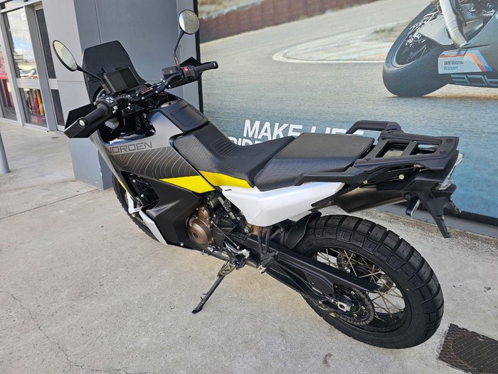 2022 HUSQVARNA NORDEN 901 GREY