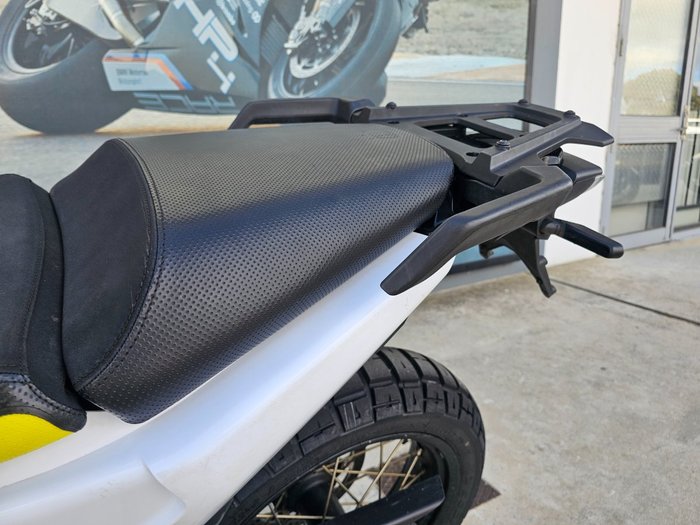 2022 HUSQVARNA NORDEN 901 GREY