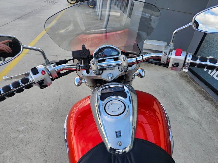 2009 Suzuki VZ800 (BOULEVARD M50) Orange