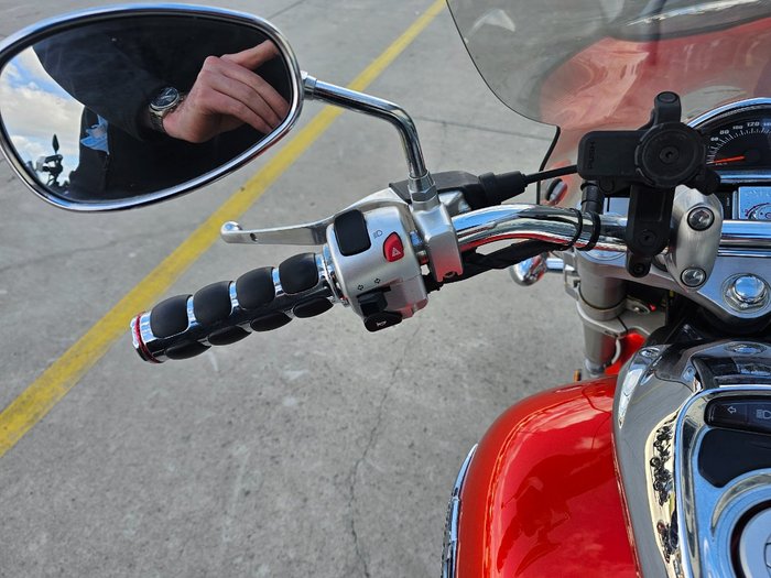 2009 Suzuki VZ800 (BOULEVARD M50) Orange