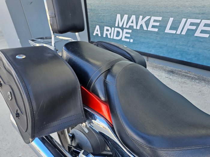 2009 Suzuki VZ800 (BOULEVARD M50) Orange