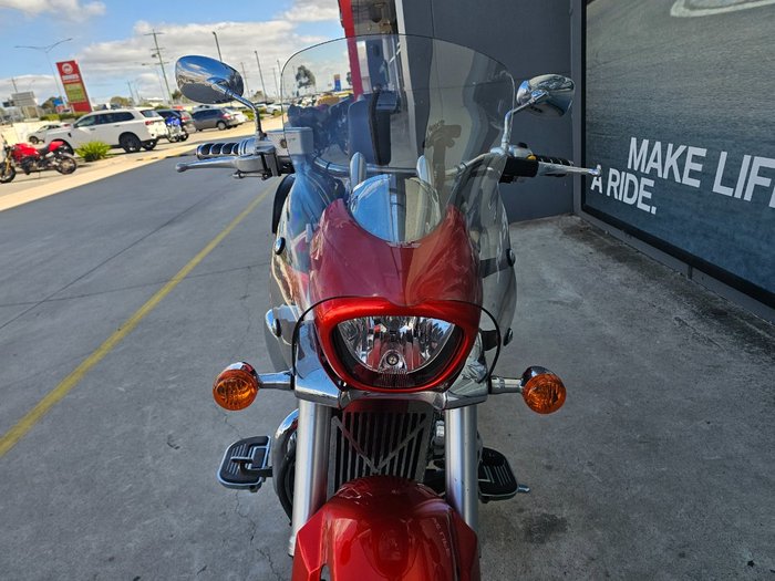 2009 Suzuki VZ800 (BOULEVARD M50) Orange