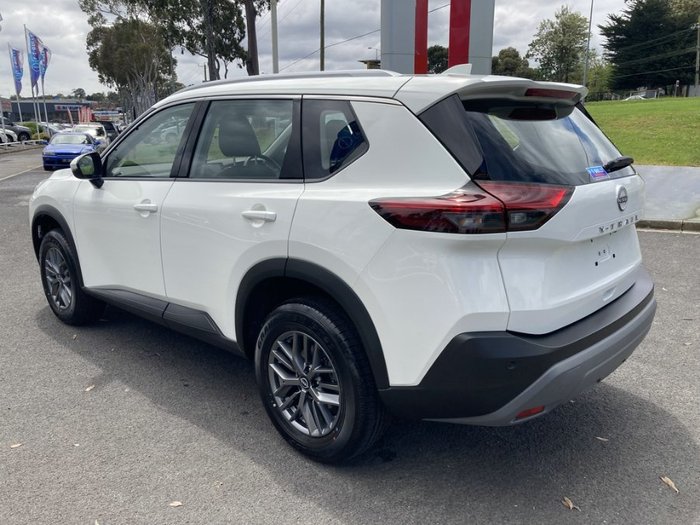 2025 Nissan X-TRAIL ST