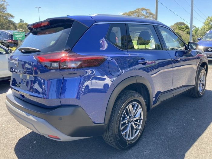 2025 Nissan X-TRAIL ST