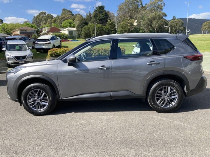 2025 Nissan X-TRAIL ST