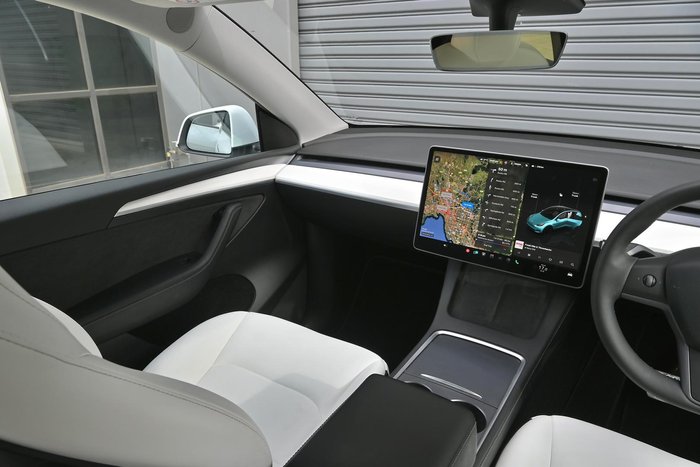 2023 Tesla Model Y Performance AWD Pearl White