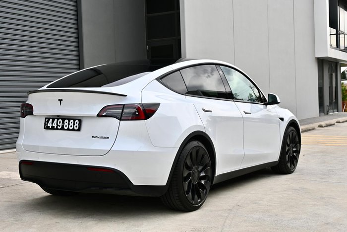 2023 Tesla Model Y Performance AWD Pearl White