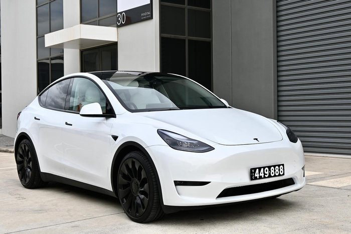 2023 Tesla Model Y Performance AWD Pearl White