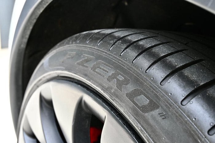 2023 Tesla Model Y Performance AWD Pearl White