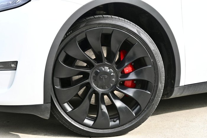 2023 Tesla Model Y Performance AWD Pearl White