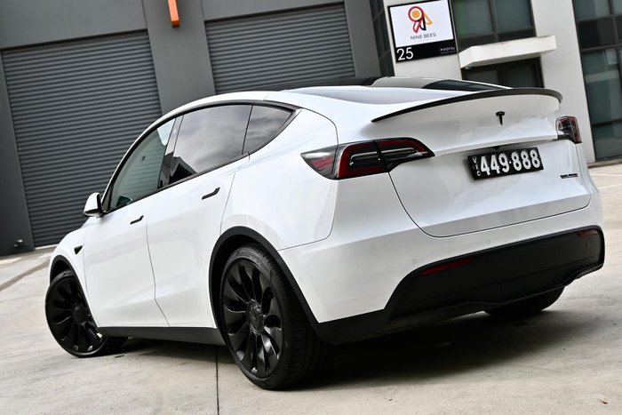 2023 Tesla Model Y Performance AWD Pearl White