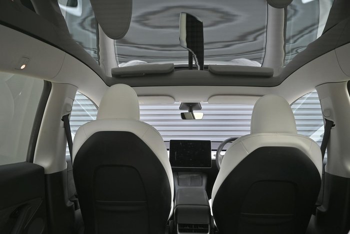 2023 Tesla Model Y Performance AWD Pearl White