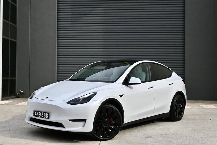 2023 Tesla Model Y Performance AWD Pearl White