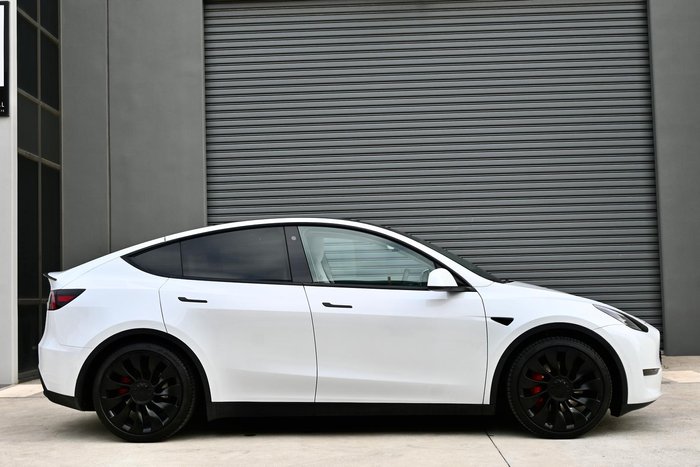 2023 Tesla Model Y Performance AWD Pearl White