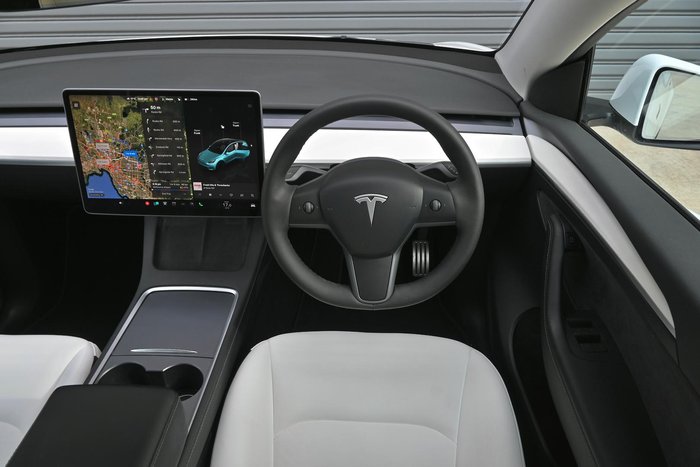 2023 Tesla Model Y Performance AWD Pearl White
