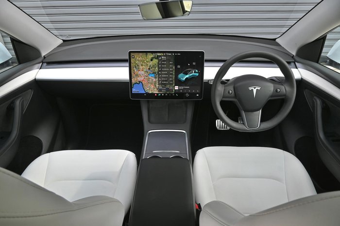 2023 Tesla Model Y Performance AWD Pearl White