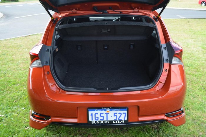 2016 Toyota Corolla ZR