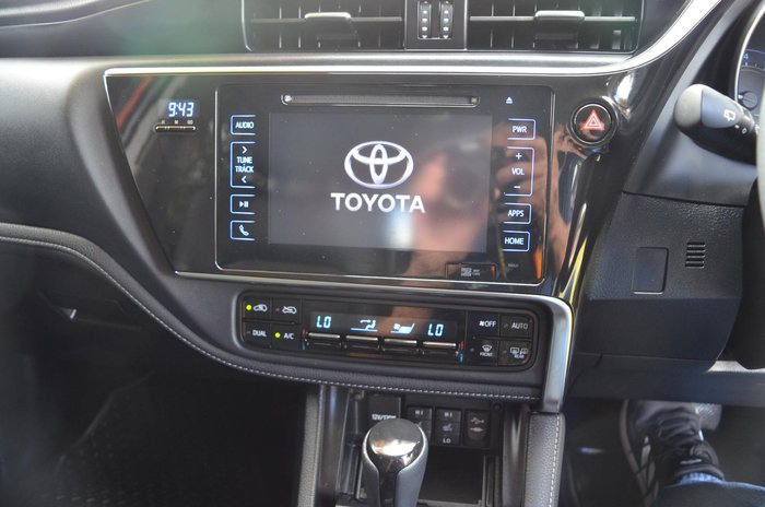 2016 Toyota Corolla ZR