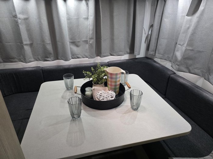 2018 Talvor Euro Deluxe 6 Berth