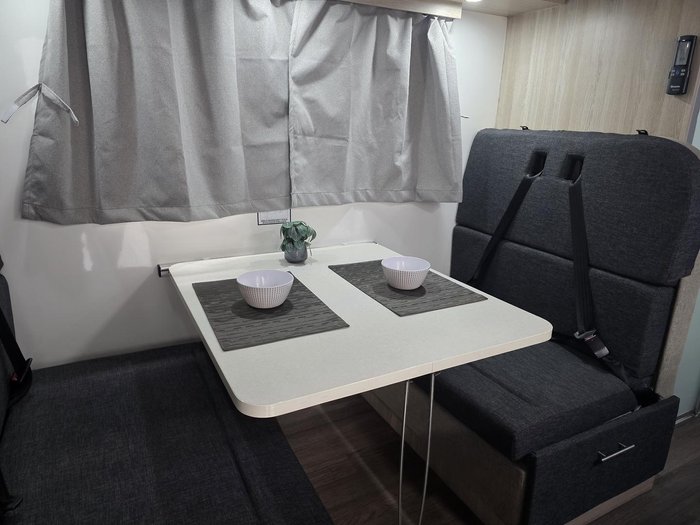 2018 Talvor Euro Deluxe 6 Berth