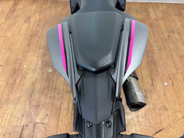 2024 Yamaha YZF-R7LA GREY