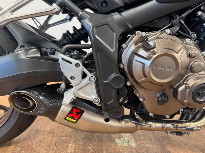 2022 Honda CB650R BLUE