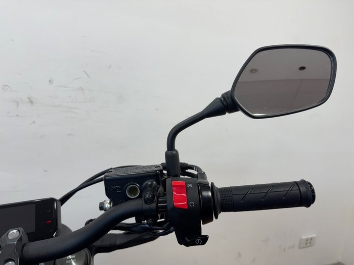 2022 Honda CB650R BLUE