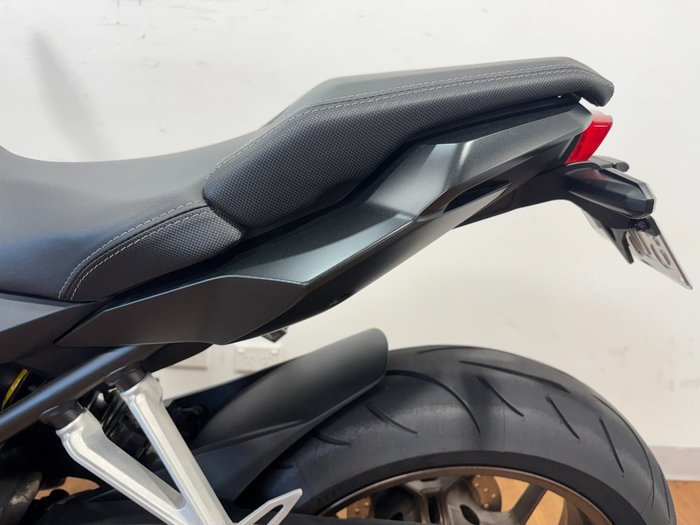 2022 Honda CB650R BLUE