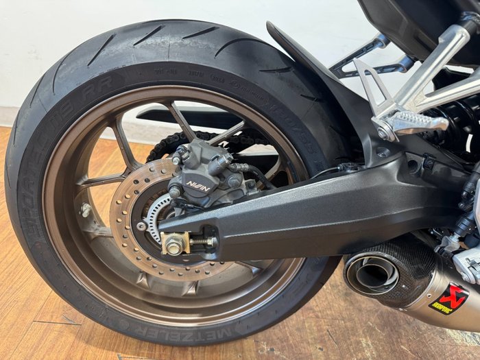 2022 Honda CB650R BLUE