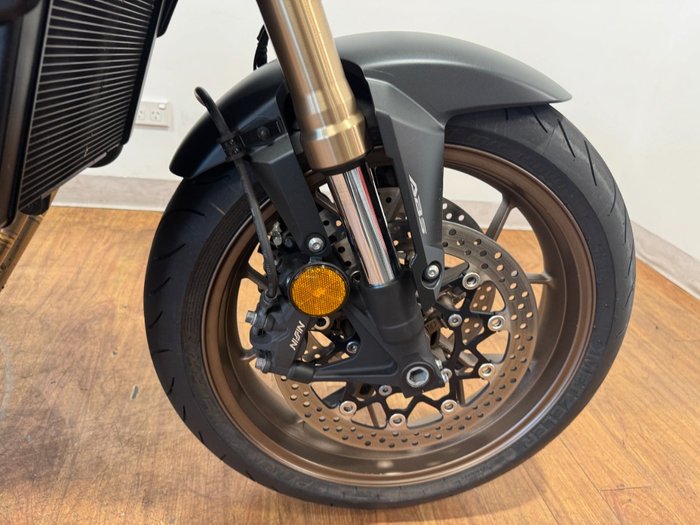 2022 Honda CB650R BLUE