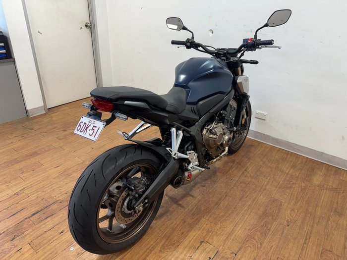 2022 Honda CB650R BLUE