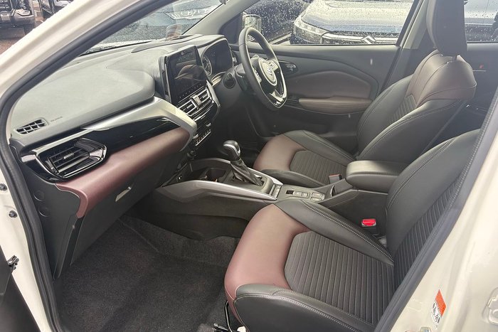 2025 Suzuki Fronx Hybrid KW Arctic White(ZHJ)