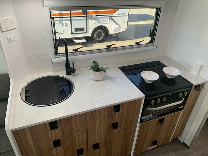 2025 Windsor Daintree