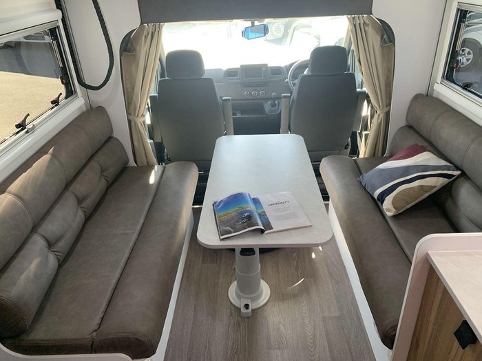 2025 Windsor Daintree