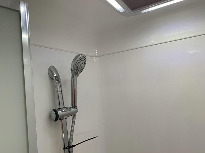 2025 Essential Caravans Cruiser V10 22'10'