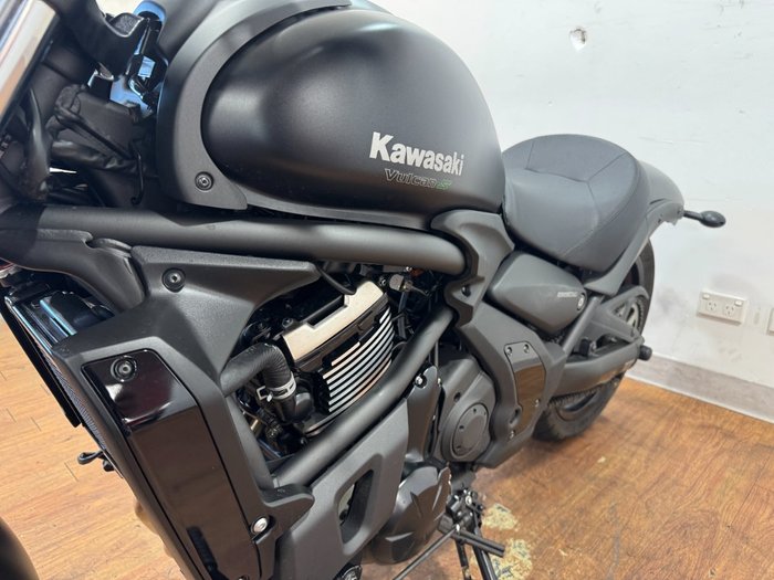 2025 Kawasaki VULCAN S Black