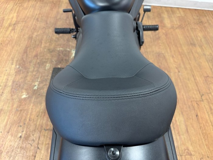 2025 Kawasaki VULCAN S Black