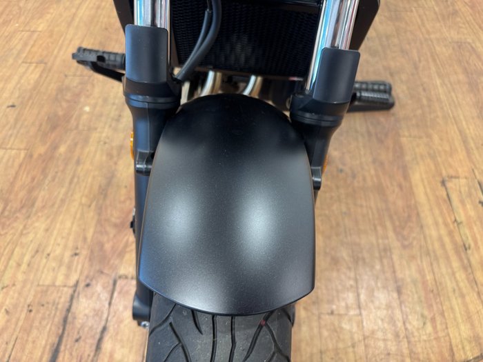 2025 Kawasaki VULCAN S Black